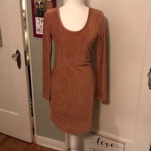ULTRA FLIRT Burnt orange l/s ribbed dress
